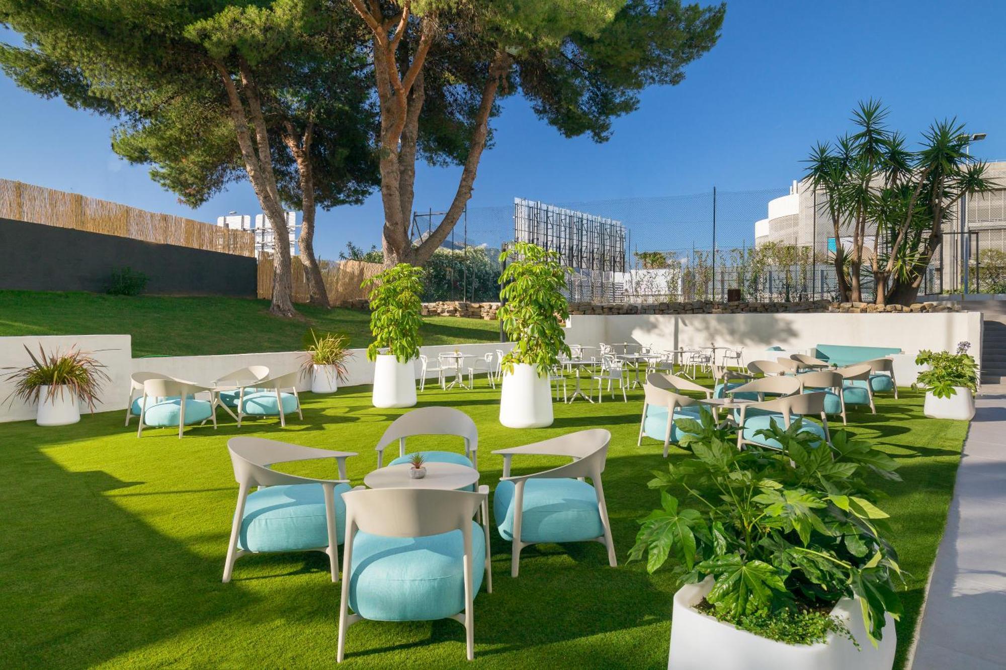 Hotel Occidental Puerto Banus 4*